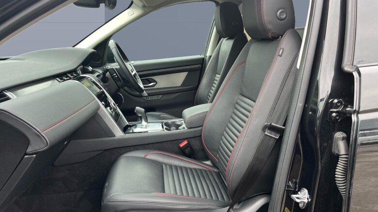 Land Rover Discovery Sport 1.5 P300e R-Dynamic SE 5dr Auto [5 Seat] Station Wagon